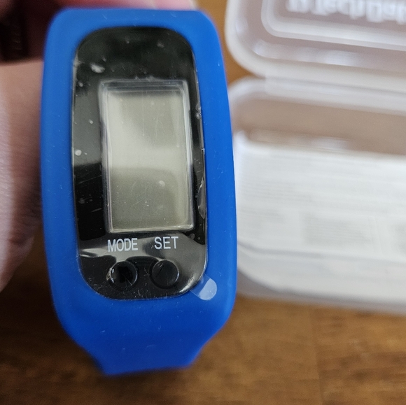 Wristband Pedometer | Blue | Tech Data | New- Never Used | Health | Wellness - Picture 3 of 7